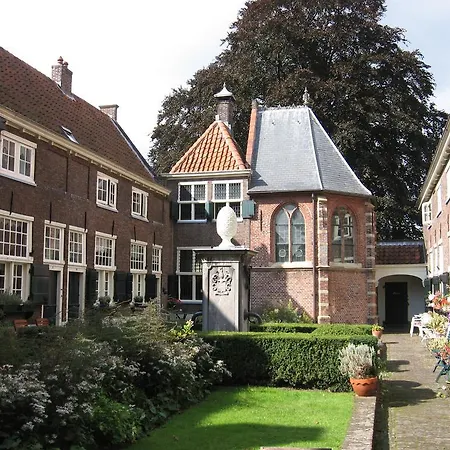 호텔 De Barones Van Leyden 4*