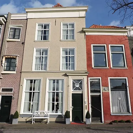 호텔 De Barones Van Leyden 4*